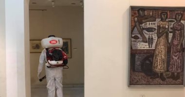 صور ..تعقيم مجمع الفنون الجميلة بالإسكندرية للتصدي لفيروس كورونا