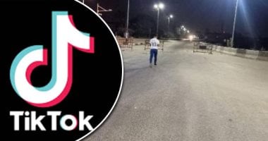 التيك توك والدعابة بإجراءات الحظر يقودك للسجن.. ضبط فتاتين اخترقتا حظر التجوال واستوقفتا سيارات بالشارع للتصوير والدعابة.. غرامة 20 ألف وإعداد أوراق القضية للمحاكمة.. وخبراء: البحث عن اللايك والشير السببب