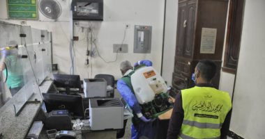أبو العينين ينظم حملة لتعقيم مكاتب البريد وتوفير مقاعد انتظار وكمامات بجنوب الجيزة