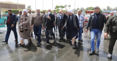 محافظ الجيزة يتفقد سوق الجملة بأكتوبر للوقوف على أسعار الخضروات والفاكهة