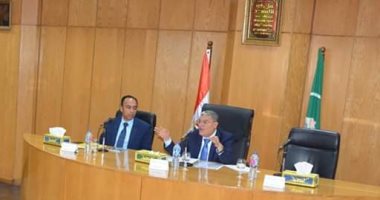 محافظ المنيا: تواصل يومى بين المنظومة الصحية بالمحافظة لمتابعة مستجدات كورنا