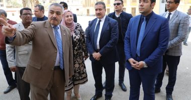 محافظ المنوفية: توفير مقاعد إضافية للطلبة وأولياء الأمور لمواجهة الزحام