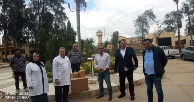 مواطن يتبرع بجهاز تنفس صناعى لخدمة المرضى بمستشفى صدر المحلة.. صور