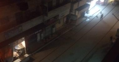 للوقاية من كورونا.. أهالى شارع الفلكى بالأسكندرية يلتزمون بحظر التجوال