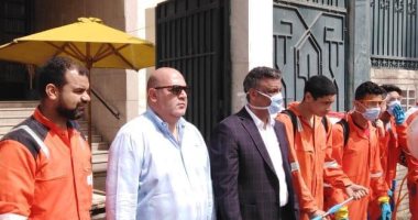 "مستقبل وطن" ينظم حملة لتعقيم البنوك والمحال و400 شقة سكنية بمصر الجديدة