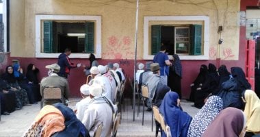 فيها حاجة حلوة.. أهالى الشهداء بالمنوفية يحمون أصحاب المعاشات من كورونا