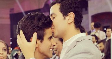 محمد أنور يهنئ حمدى الميرغنى بعيد ميلاده: يارب نرجع نبوس بعض تانى من غير خوف