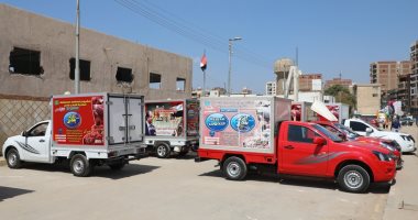 صور.. مبادرة "رد الجميل" توفر 8 منافذ متنقلة لبيع السلع الغذائية بأسعار مخفضة بتلا فى المنوفية