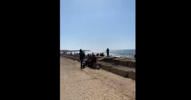 فيديو .. ‎شوارع اسكندرية لا تعترف بكورونا .. زحام شديد أمام الكورنيش