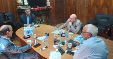 اتحاد العمال يطالب القوى العاملة سرعة مراجعة بيانات المسجلين بالعمالة غير المنتظمة