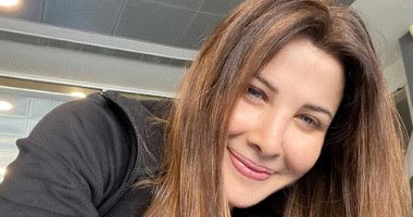 نانسى عجرم تمارس التمارين الرياضة فى العزل المنزلى