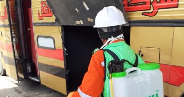 صور.. وزارة النقل تواصل تطهير أتوبيسات السوبر جيت واستراحات الركاب ضد كورونا