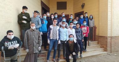 "الخير فينا".. مبادرة لشباب "الزهويين" بالقليوبية لمساعدة العمالة غير المنتظمة