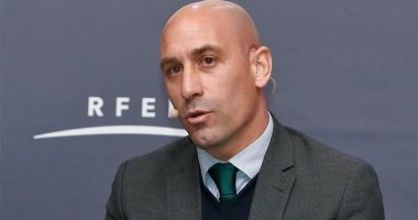 رئيس الاتحاد الإسبانى: ندرس إنهاء منافسات الليجا بنظام المربع الذهبى