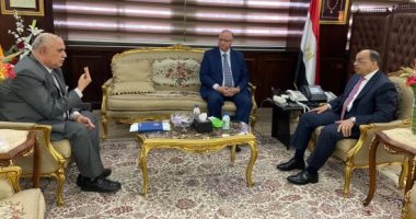 التنمية المحلية: زيادة عدد أتوبيسات النقل العام على الخطوط ذات الكثافة لمنع التزاحم