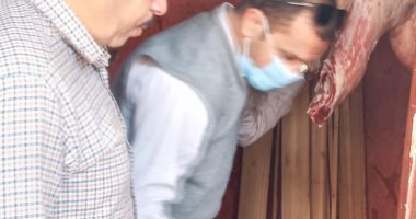  ضبط لحوم غير صالحة للإستهلاك الآدمى وتحرير محاضر تموينية فى سوهاج 