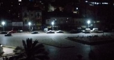 من البلكونة محمد شوقى يشارك بصورة لباب الشعرية وقت الحظر