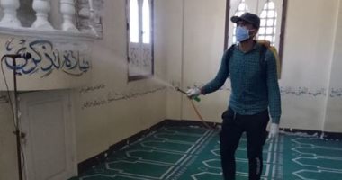 شباب قرية أبو السيد بالبحيرة يطهرون الشوارع ضد فيروس كورونا