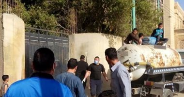 شباب قرية ذات الكوم فى حملة تطهير وتعقيم للقرية