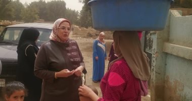 صور.. القومي للمرأة بالشرقية يشن حملات بالقرى للتوعية بطرق انتقال كورونا