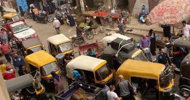 استياء شديد بين أهالي الزقازيق من الزحام بمنطقة حلقة السمك
