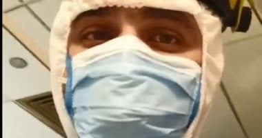 الجيش الأبيض.. طبيب يناشد المصريين البقاء فى المنزل برسالة مؤثرة