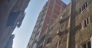 قارئ  يطالب حى البساتين بفحص عقار 13 طابقا فى شارع هنداوى بعد ظهور تصدعات به