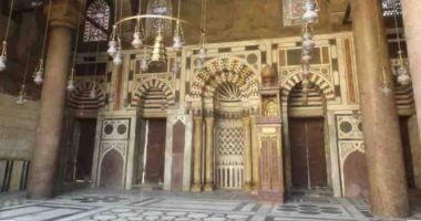 س وج .. هل دفن السلطان الظاهر برقوق فى مدرسته بشارع المعز؟