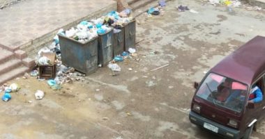 استمرار تراكم القمامة فى شاطئ النخيل بالإسكندرية.. والأهالى تناشد رفعها