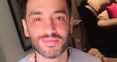 صورتك بالباسبور.. رامى جمال: أنا مصرى وفخور ويطالب جمهوره بتقليده