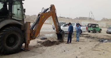 إصلاح أعطال شبكات المياه بحى عاطف السادات بالعريش.. صور