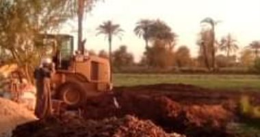 صور.. إزالة 19 حالة تعدى على أملاك الدولة والزراعة بالمنيا