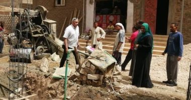 صور.. رئيس مدينة الأقصر يقود حملة تنفيذ إزالة تعدى فى المهد بحي شرق