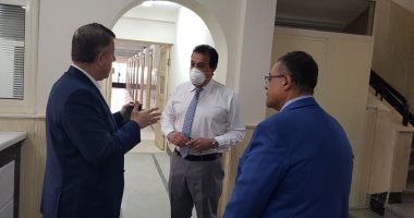 وزير التعليم العالى يتابع تجهيز المدن الجامعية كمستشفيات عزل لمواجهة كورونا
