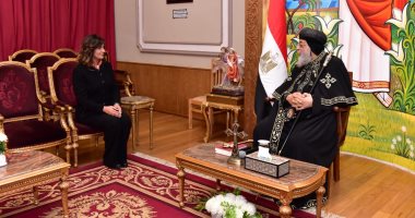 الكنيسة المصرية فى كينيا تقدم المساعدة لمصريين عالقين بسبب كورونا كانوا فى زيارة عمل