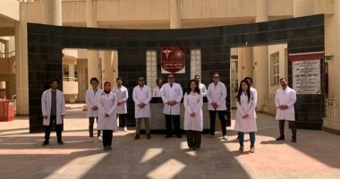 طلاب كلية الطب بحلوان يدعمون الطواقم الطبية فى مواجهة كورونا