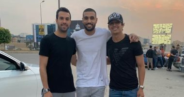 أحمد حسن مكى ينشر صورة تجمعه بالشناوى والغزال