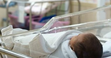 خرج طفلها للحياة وماتت..أم مصابة بكورونا تفقد حياتها أثناء ولادتها