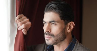 خالد سليم يعلن وفاة ابن خالته ويطالب الجمهور بالدعاء