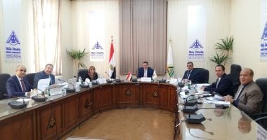 52 قيادة بجامعة بنها تتنافس على عدة وظائف لمناصب فى الكليات