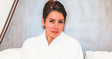 لقاء الخميسى تهنئ يحيى الفخرانى بعيد ميلاده على إنستجرام وتقلد أبو حفيظة فى تيك توك