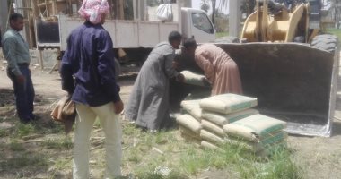 مدينة إسنا تنفذ إزالات لـ28 حالة بناء مخالف بمساحة 20 قيراطا.. صور
