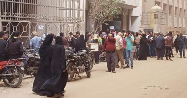 خوفا من كورونا.. قارىء يشكو من الزحام الشديد بسنترال بشتيل فى امبابة
