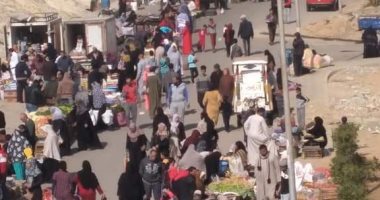 شكوى من الزحام فى منطقة دهشور بحدائق أكتوبر بسبب سوق عشوائى