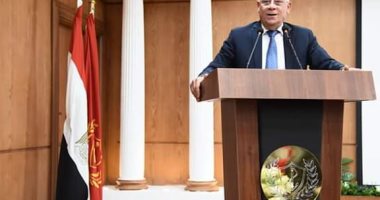 محافظ بورسعيد : تكثيف حملات التعقيم داخل المخابز و الأسواق على مدار 24 ساعة