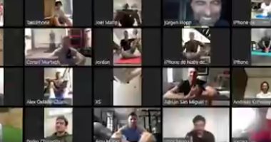 شاهد.. نجوم ليفربول يمارسون التمارين بالمنزل.. ويحتفلون بعيد ميلاد هارفى إليوت