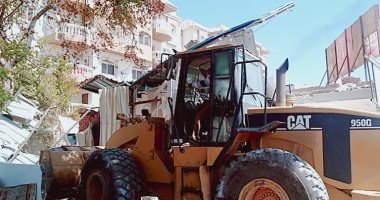 إزالة 4 آلاف متر تعديات على أراضى الدولة بالغردقة وإحالة المخالفين للنيابة العسكرية..فيديو
