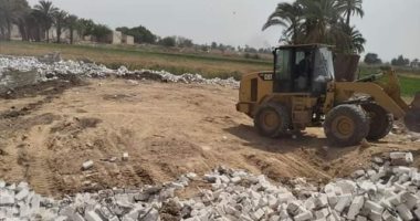 تحرير 25 محضر مخالفة بناء فى حملة مكبرة بأبو قرقاص بالمنيا