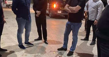 صور.. محافظ الفيوم يضبط "جرار زراعى" مخالف يحمل مواد بناء ومقهى مفتوح