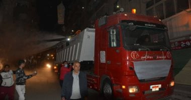 تطهير شوارع العجمى واستكمال مشروع توسعة طريق "إسكندرية –مطروح" اثناء الحظر.. صور